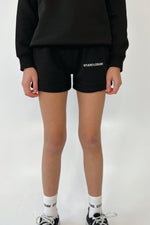 Mini studio leisure black essential embroidered shorts